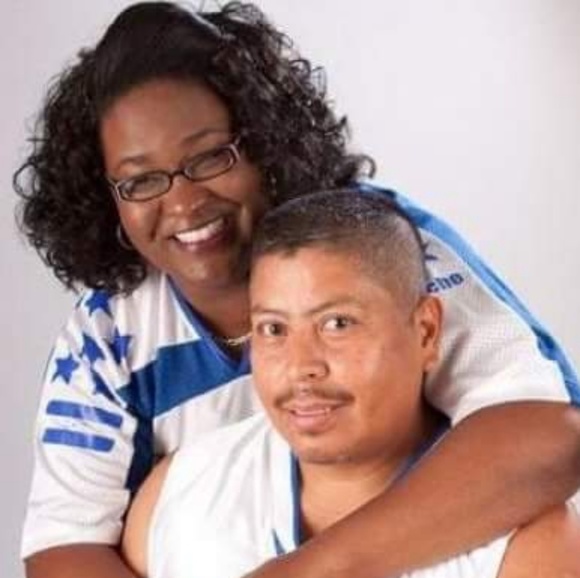 Meet your Posher, Sheletha Monet - Picture 8 of 8