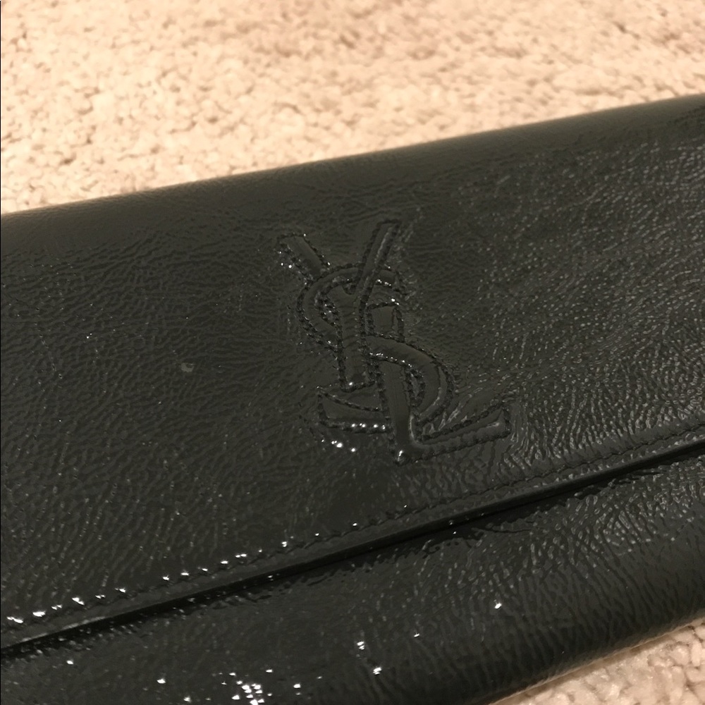 YSL Belle de Jour Patent Clutch in Forest Green - Picture 3 of 5