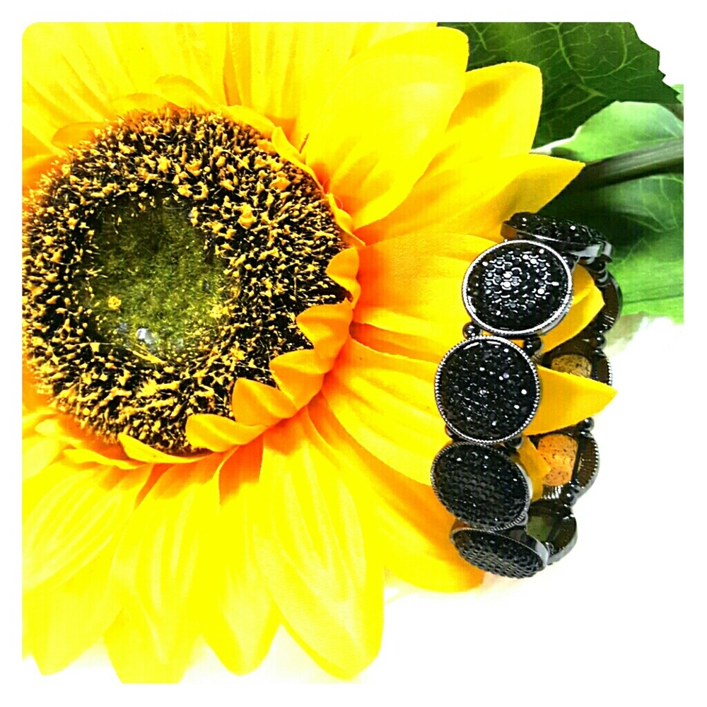 Black marcasite look stretch bracelet
