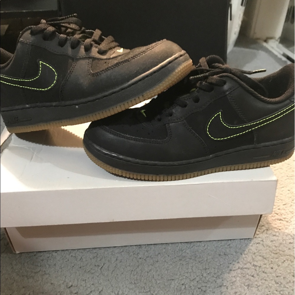 Like New Lime Green/Black Nike Air Force 1's