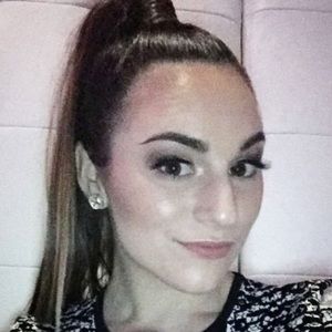 Meet your Posher, Aly