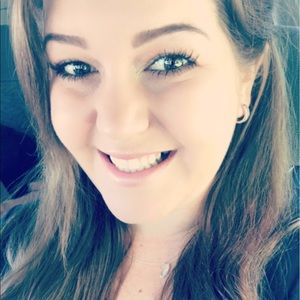 Meet your Posher, Annie