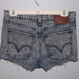 Acid Wash Levi Shorts