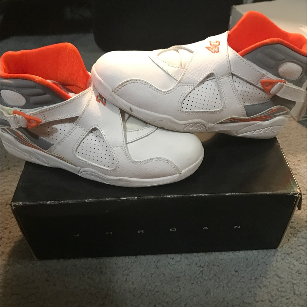 Like New Jordan 8 Orange Blaze/White Stealth