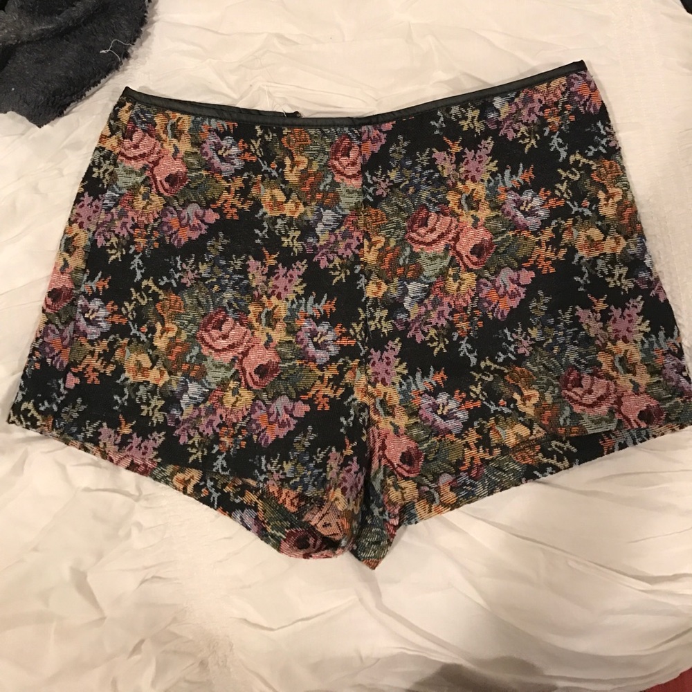 High waisted floral shorts Coachella