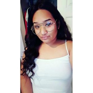 Meet your Posher, Vilma