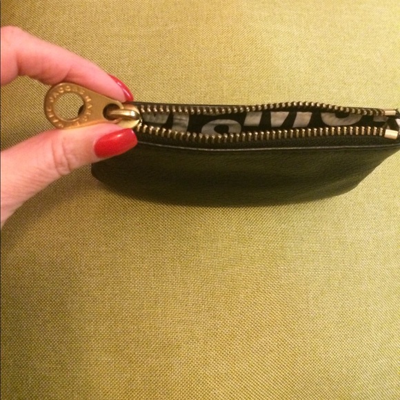 MARC BY MARC JACOBS BLACK LEATHER WALLET - Picture 2 of 6