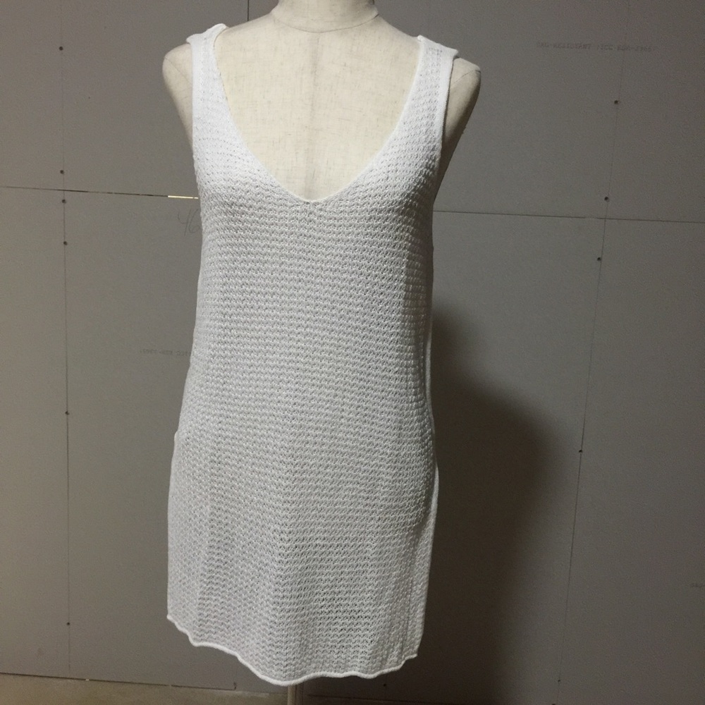 BCBGeneration crocheted top size L
