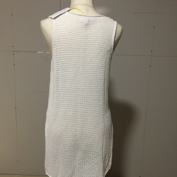 BCBGeneration crocheted top size L - Picture 3 of 5