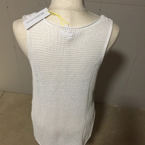 BCBGeneration crocheted top size L - Picture 5 of 5