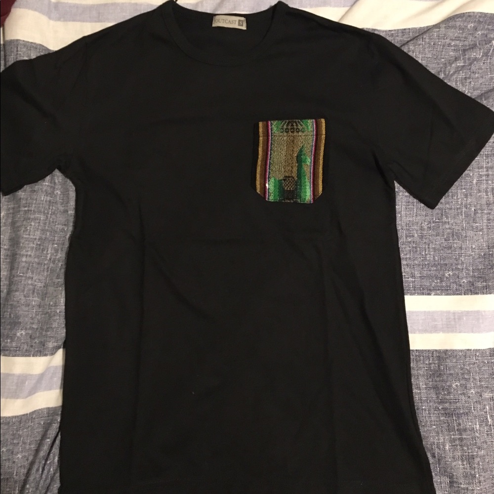 SOLD: Bolivian /Peruvian /Andes pocket tee