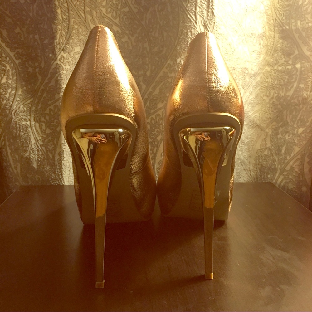 Rose Gold Pumps
