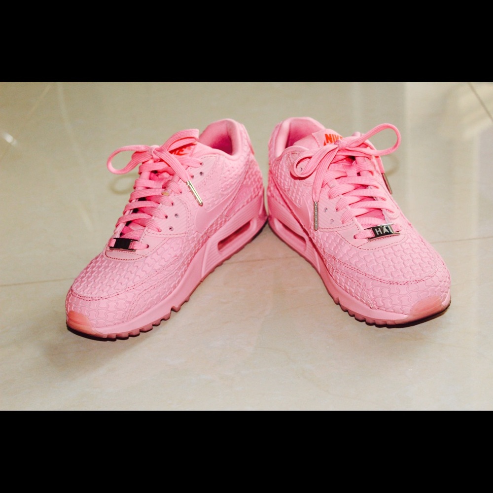 Pink Nike AirMax