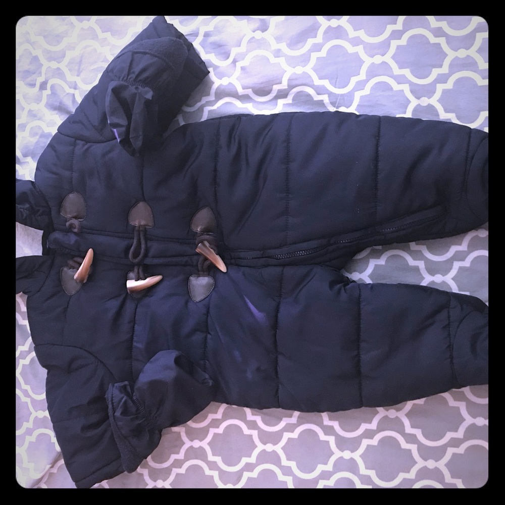 ❄️ BBY BOY ❄️  NEWBORN- 6MS includes snow suit