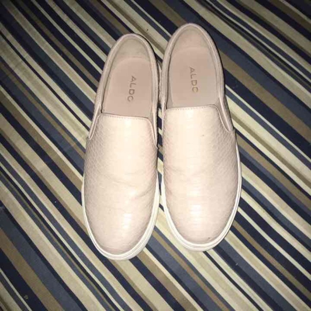 Aldo  sneakers/loafers sz 6.5