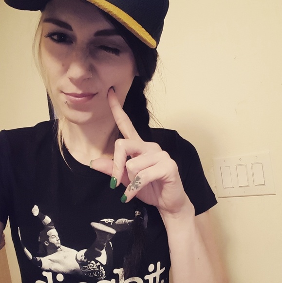 Meet your Posher, Marianne - Picture 3 of 3