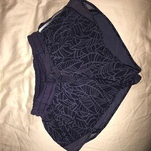 Size 4 LULU LEMON shorts