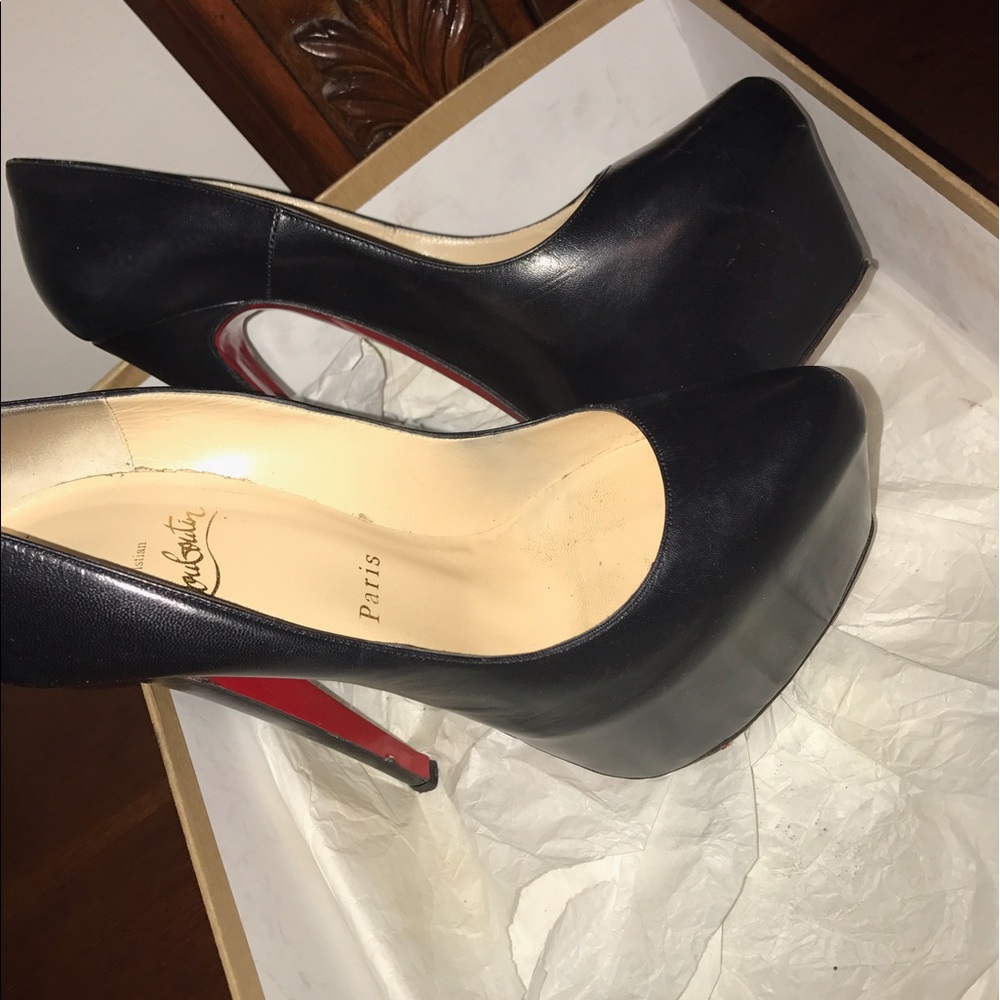 🌸 Christian Louboutin  Heels Size38.5🌸