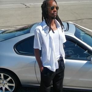 Meet your Posher, Dontay