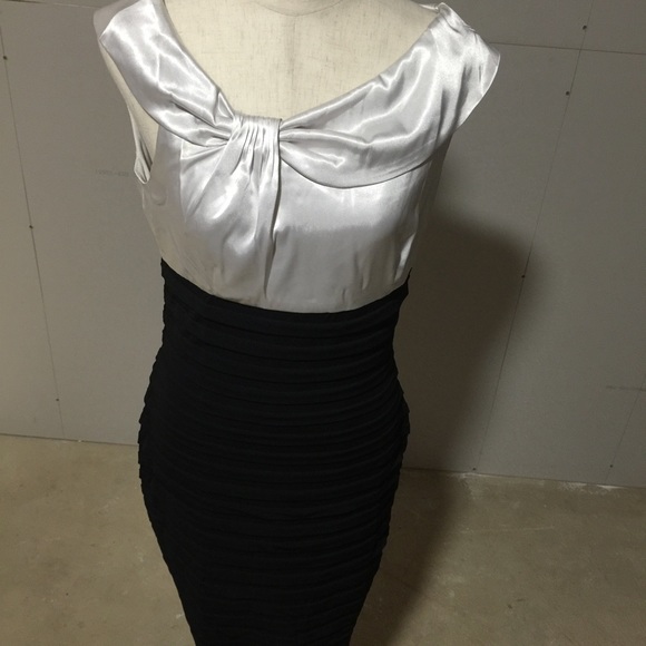 London Time dress size 10 - Picture 3 of 5