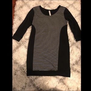 Jessica Simpson fitted T-shirt dress