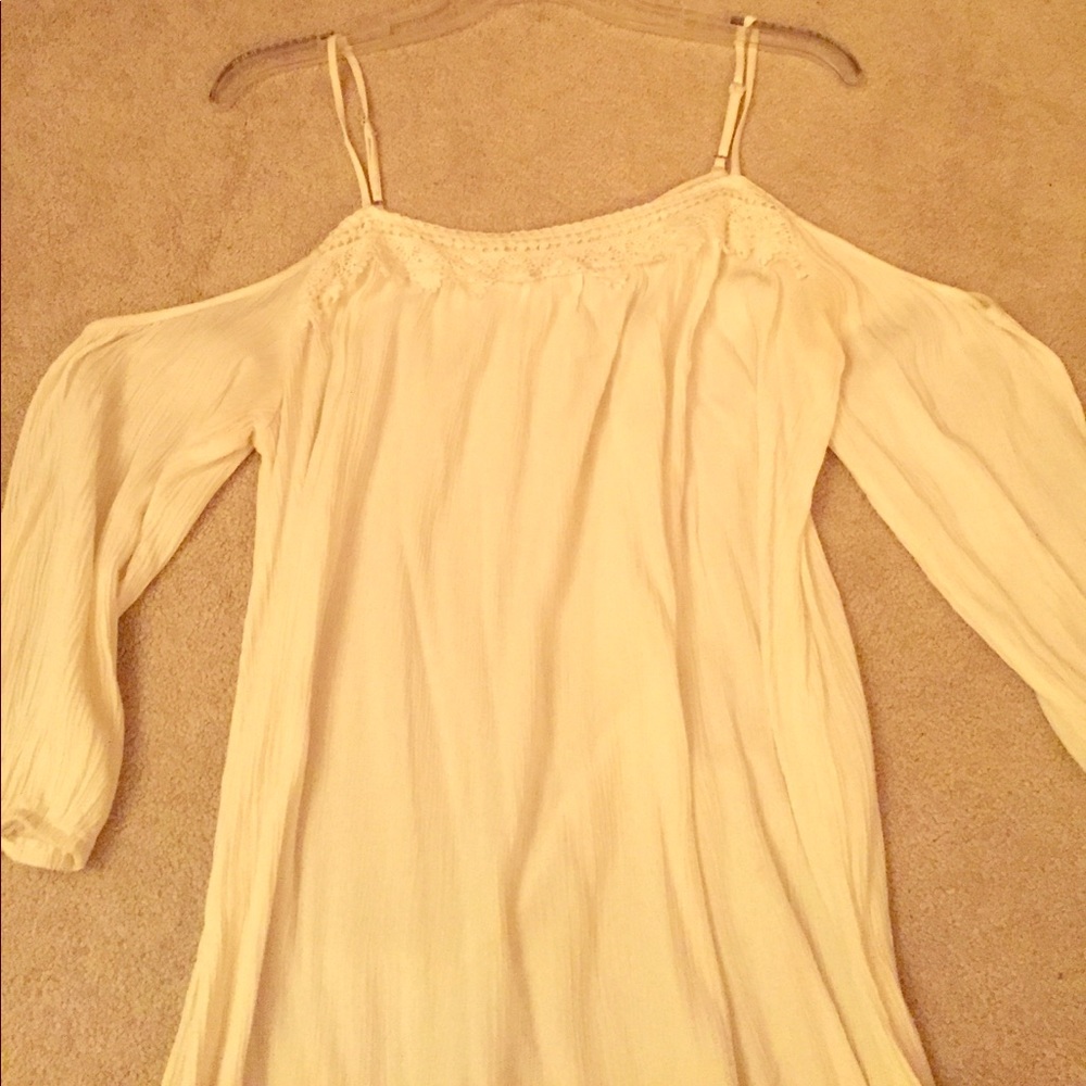 White Off the shoulder dress