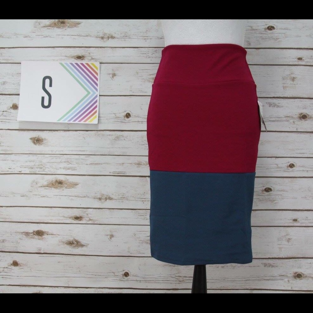 LuLaRoe small Cassie