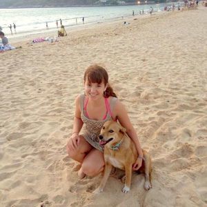 Meet your Posher, Caitlin