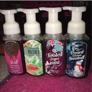 Holiday edition bath and body works foaming soap