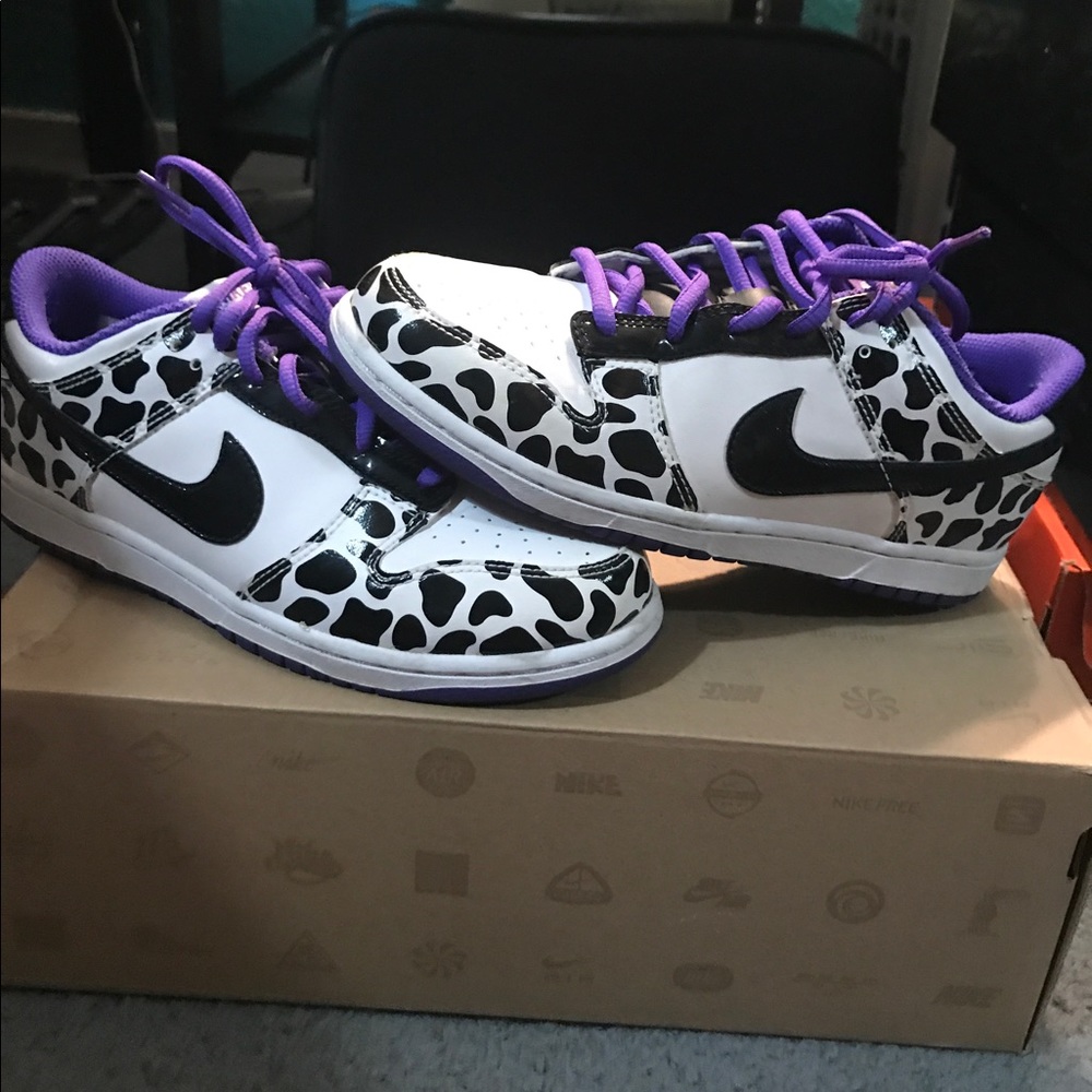 Like New Purple/Black/White Nike Dunks