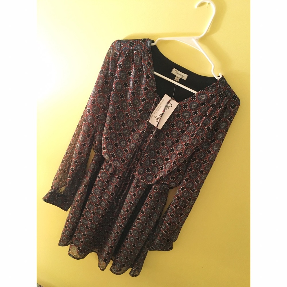 NWT Patterned Lace Up Dress