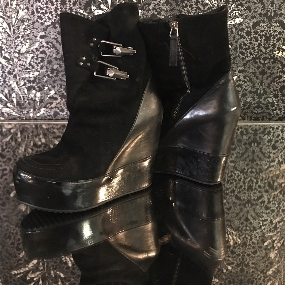 Alexander McQueen Boots