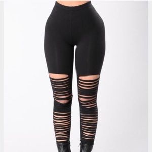 Ripped legging