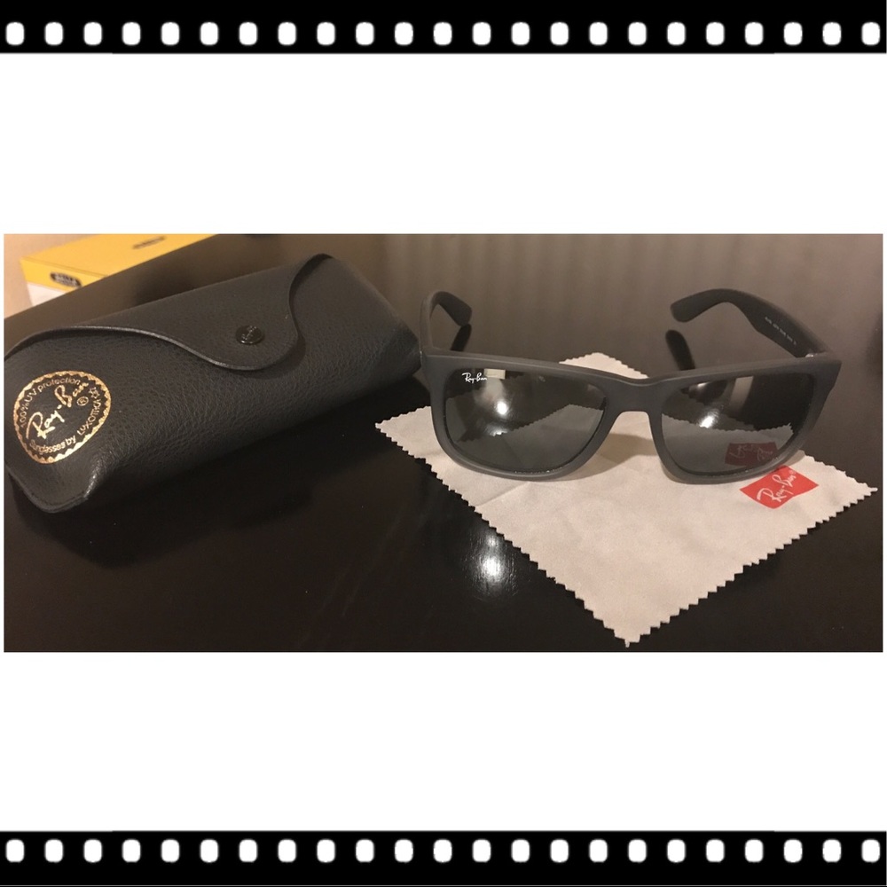 Ray-Ban Justin Classic Sunglasses (Brand New)