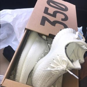Yezzys Kids size 10