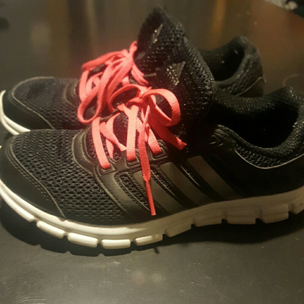Black size 7.5 Adidas Cloudfoam