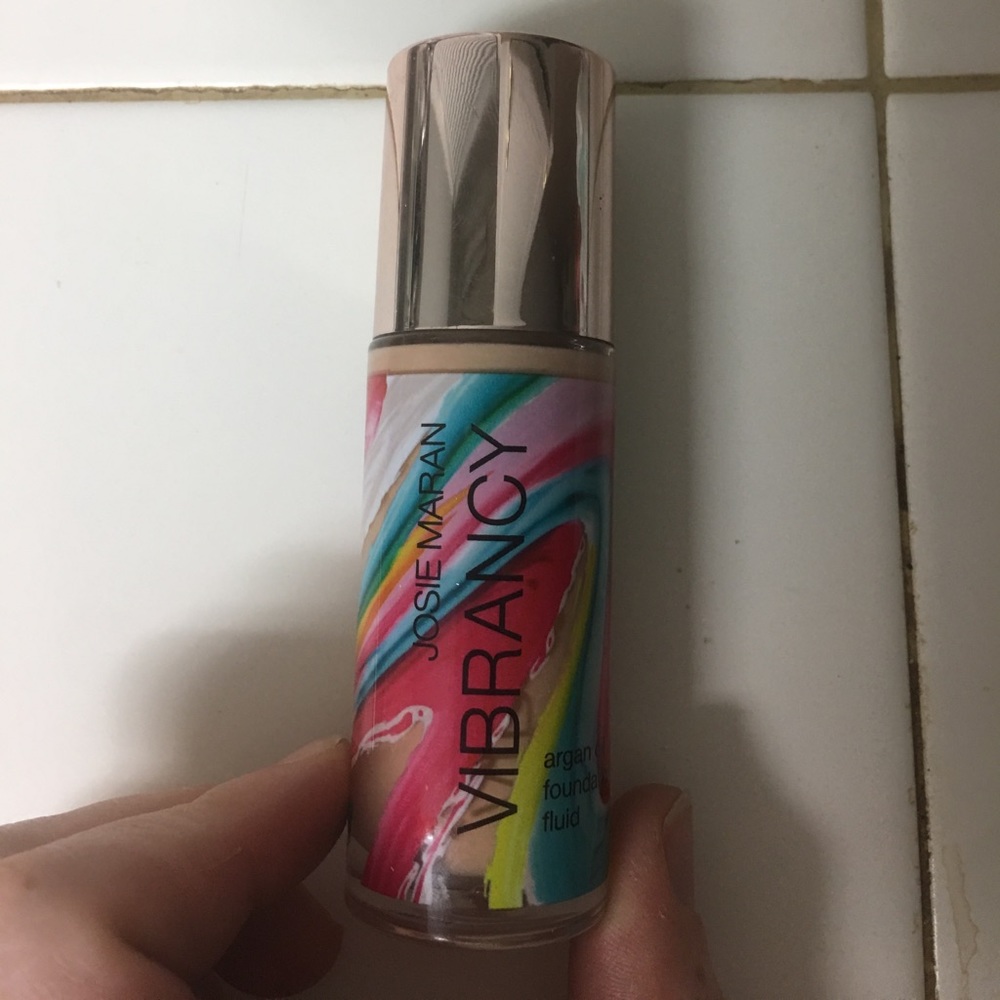 Vibrancy foundation by Josie Maran