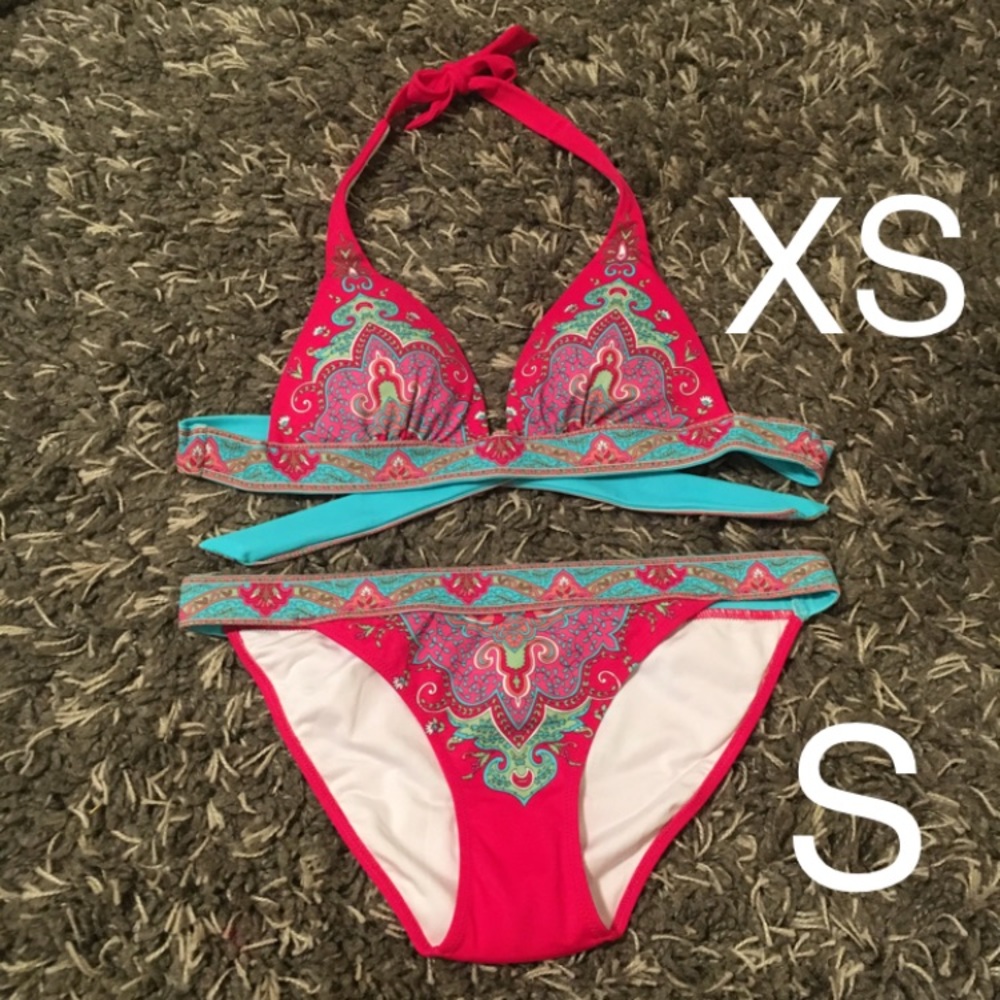 NWOT Victoria's Secret bikini