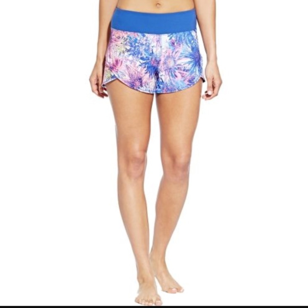 Calia by Carrie Underwood shorts