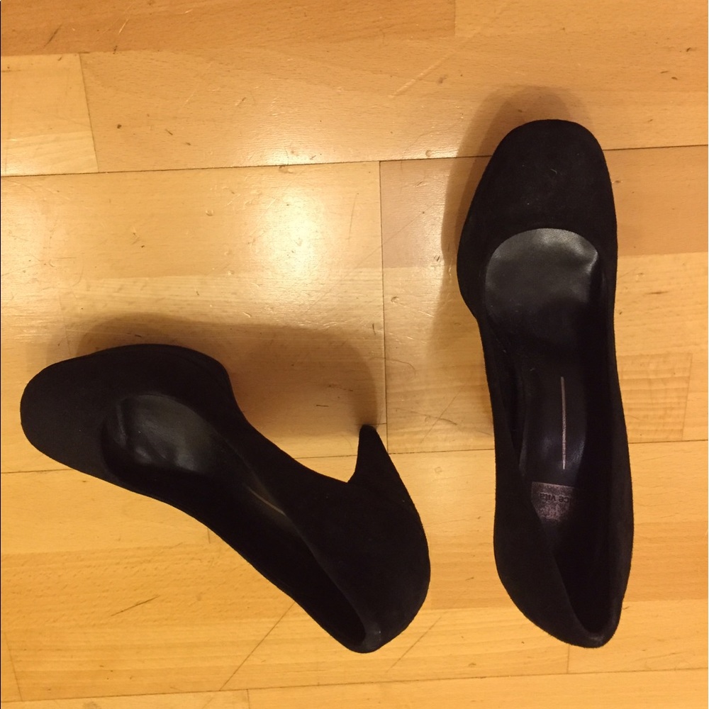 Dolce Vita platform toe pumps
