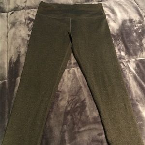 Fabletics capris