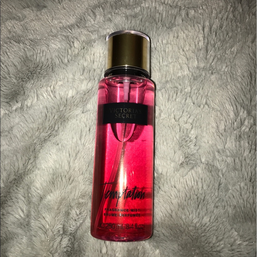 Victoria's Secret temptation body mist