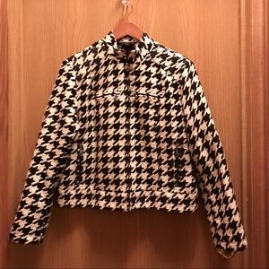 Chico's B/W Checked Jacket Size 1