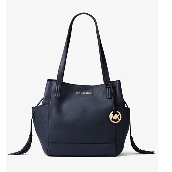 Michael Kors Handbags - AUTHENTIC Michael Kors Authentic Ashbury Bag