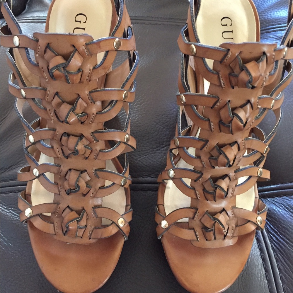 Guess wedges price lowered