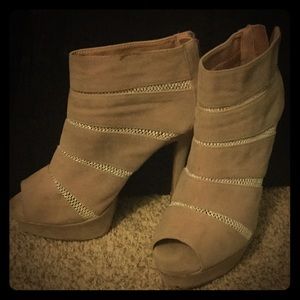Charlotte russe heels