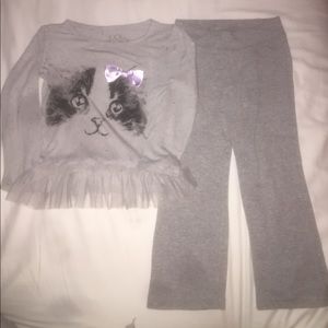 Gray kitten Tutu shirt/ Grey yoga pants/ both SZ 4