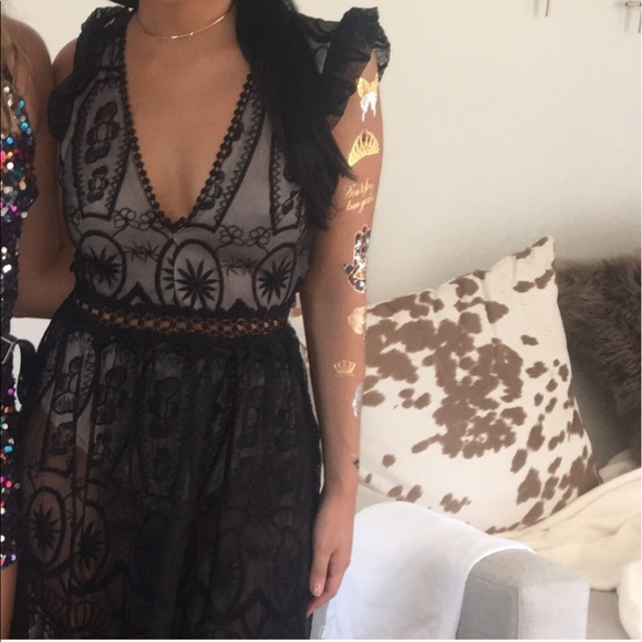 Dresses & Skirts - Dress❤️super Cute