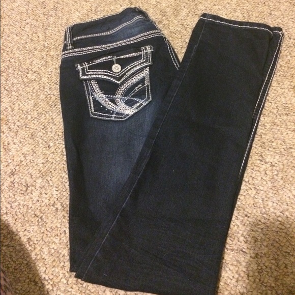 Ariya Jeans - Picture 1 of 1