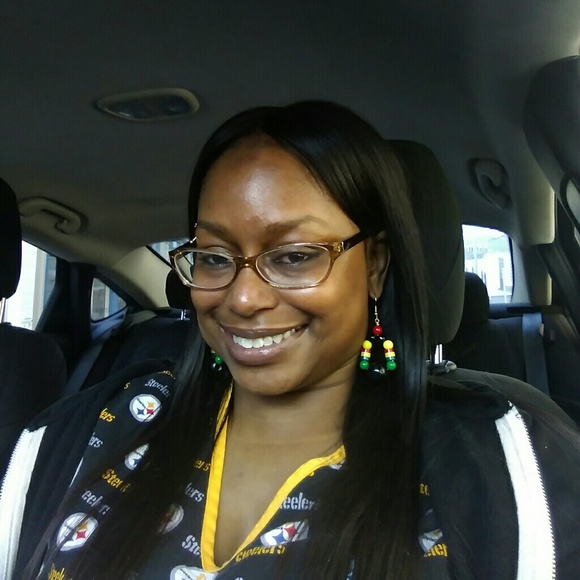 Meet your Posher, Takeisha - Picture 1 of 1